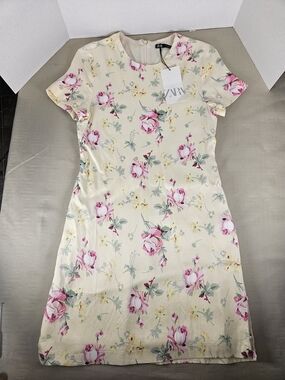 Zara Cream Floral Short-Sleeve Shift Dress - Pink Rose Print